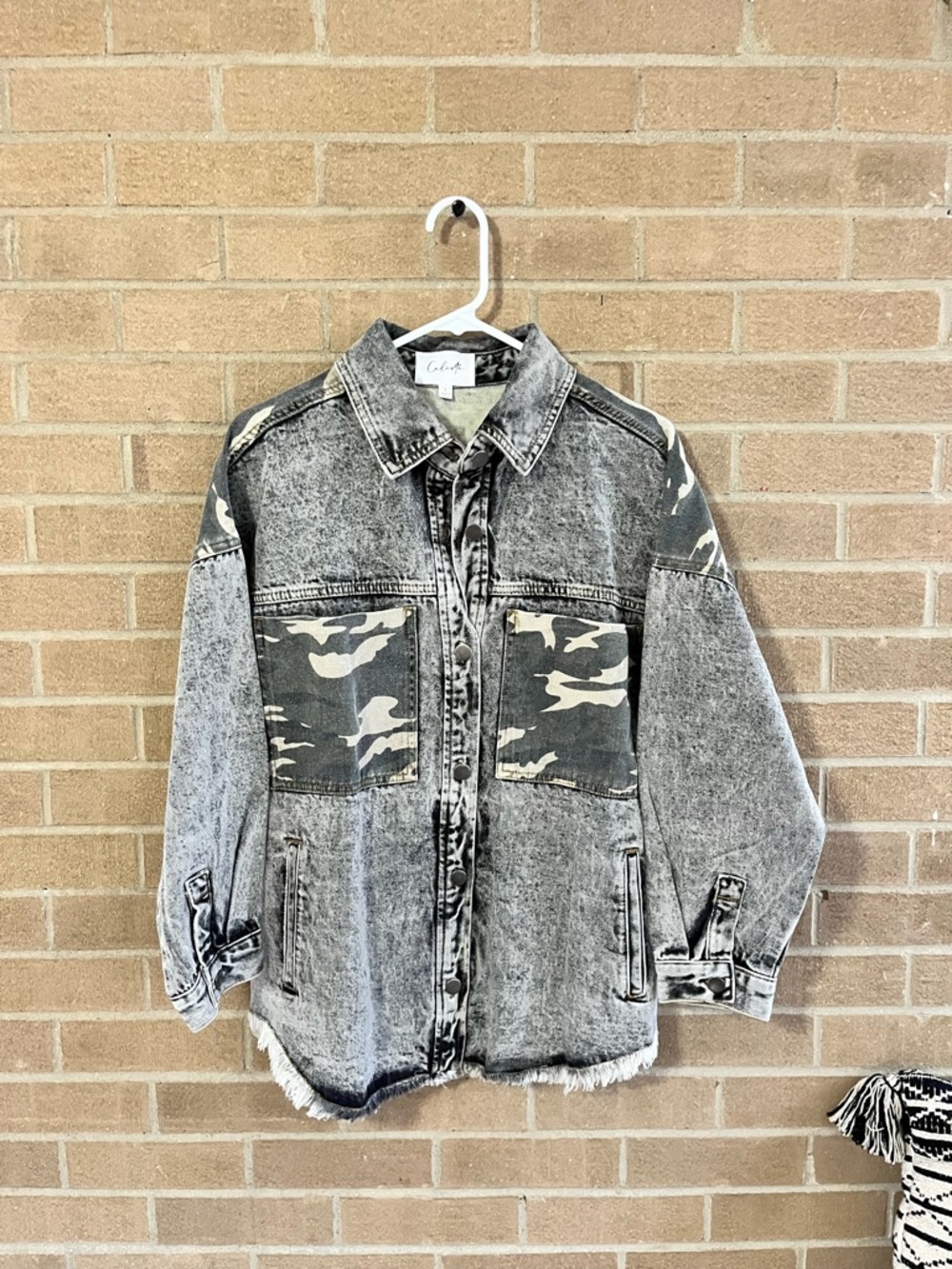 Washed Black Camo Panel Denim Jacket - Picture 2 of 4